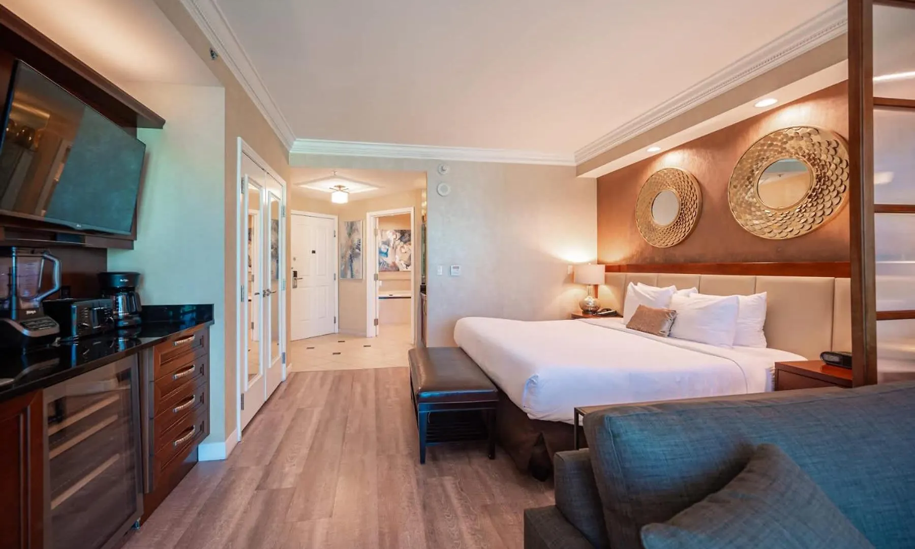 No Resort Fee Strip View Suite +Free Valet + Pool Las Vegas 0*,