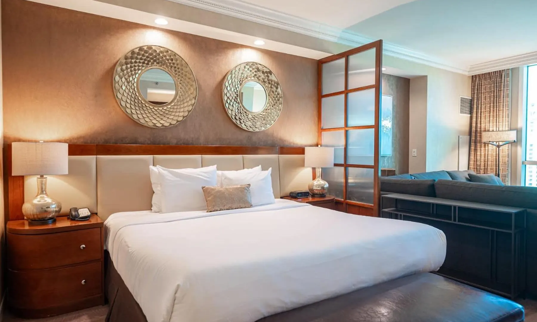 No Resort Fee Strip View Suite +Free Valet + Pool Las Vegas 0*,  USA